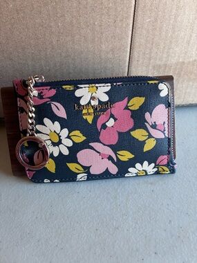 Kate Spade Darcy Road Trip Floral Medium L-Zip Card Holder Wallet